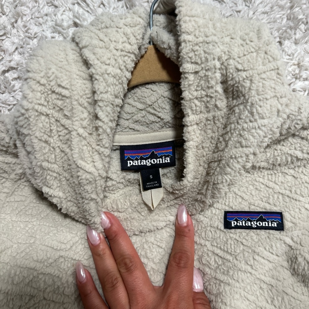 Patagonia Cream Teddy Jacket Plush Fleece Coziness